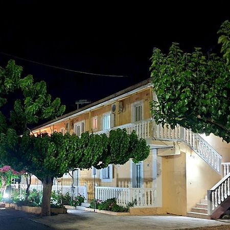 Aparthotel Casa Dyonisia Plános Exterior foto